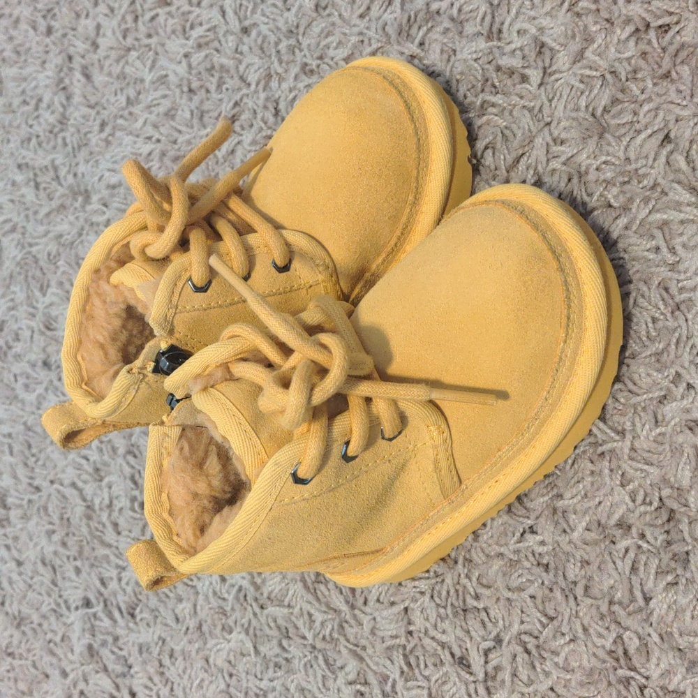 new Baby UGGs